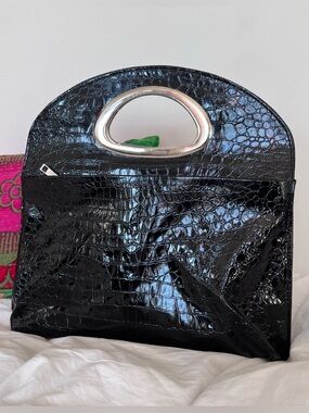 Black 90s PVC embossed croc handbag with large oval metal handle